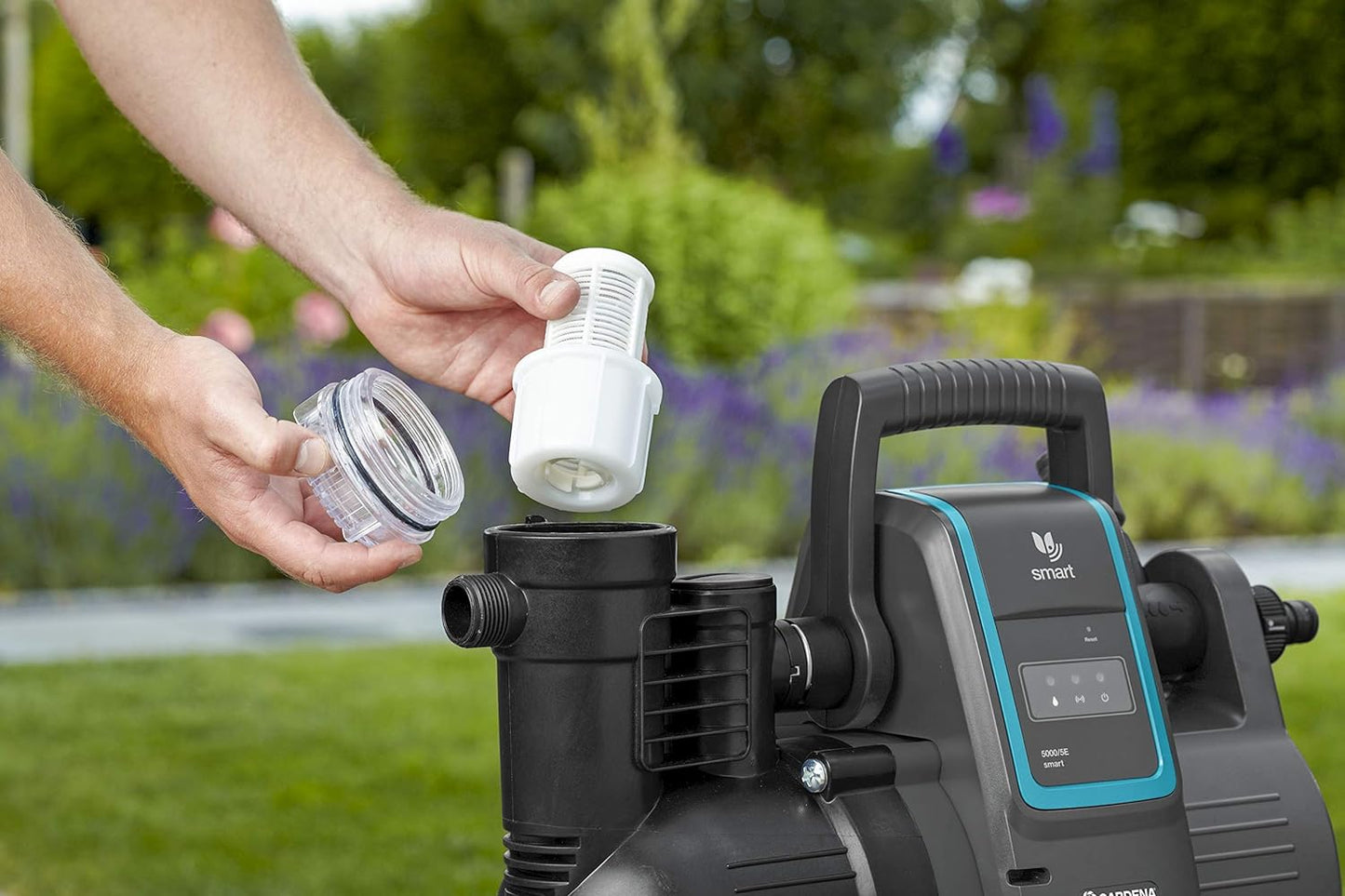 Gardena smart Pressure Pump Set: Hauswasserautomat via App / Tablet steuerbar, inklusive smart Gateway, Fördermenge 5000 l/h, Trockenlaufsicherung, Keramikabdichtung (19106-20)